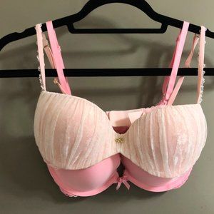 (2) Victoria's Secret Push-up Bras